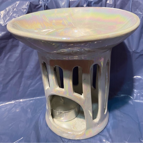 Essential oils diffuser with tea light candle. - Picture 1 of 2